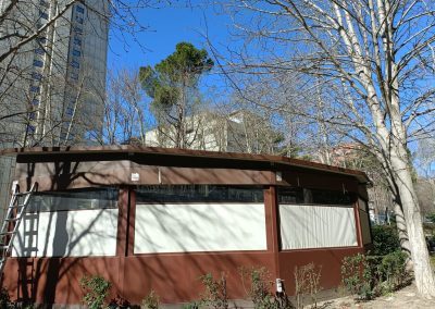 Cerramientos de terrazas, áticos, porches, naves con y sin estructura metálica, con ventanas de aluminio, de RPT o PVC, tragaluces de cristal. Cerramientos Castillo