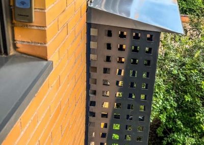 Cerramientos de terrazas, áticos, porches, naves con y sin estructura metálica, con ventanas de aluminio, de RPT o PVC, tragaluces de cristal. Cerramientos Castillo