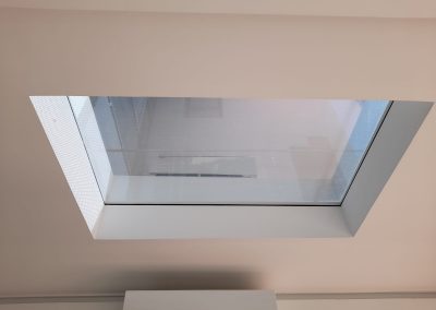 Cerramientos de terrazas, áticos, porches, naves con y sin estructura metálica, con ventanas de aluminio, de RPT o PVC, tragaluces de cristal. Cerramientos Castillo