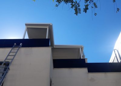 Cerramientos de terrazas, áticos, porches, naves con y sin estructura metálica, con ventanas de aluminio, de RPT o PVC, tragaluces de cristal. Cerramientos Castillo